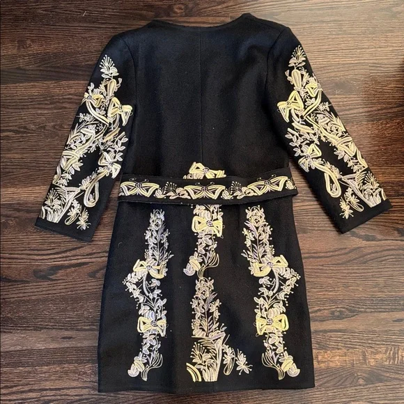 Victoria Beckham Black Wool Embroidered Kimono Jacket - Picture 4 of 6